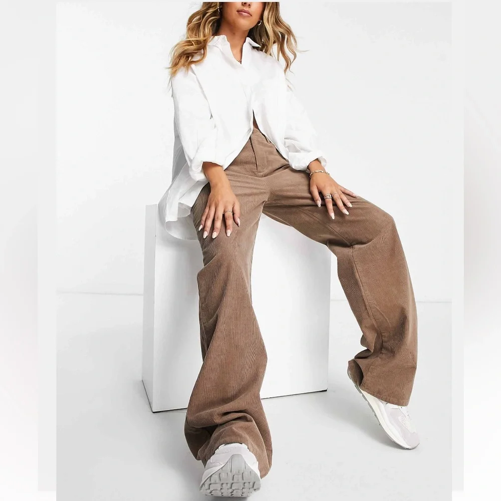 NEW- SLOUCHY SZ-12 CORDUROY DAD PANTS in TAN/LT-BROWN, THIN-WALED - Picture 3 of 9
